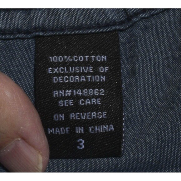 Torrid Taylor Dark Wash Blue Chambray Button Up Shirt Size 3 - Picture 5 of 5